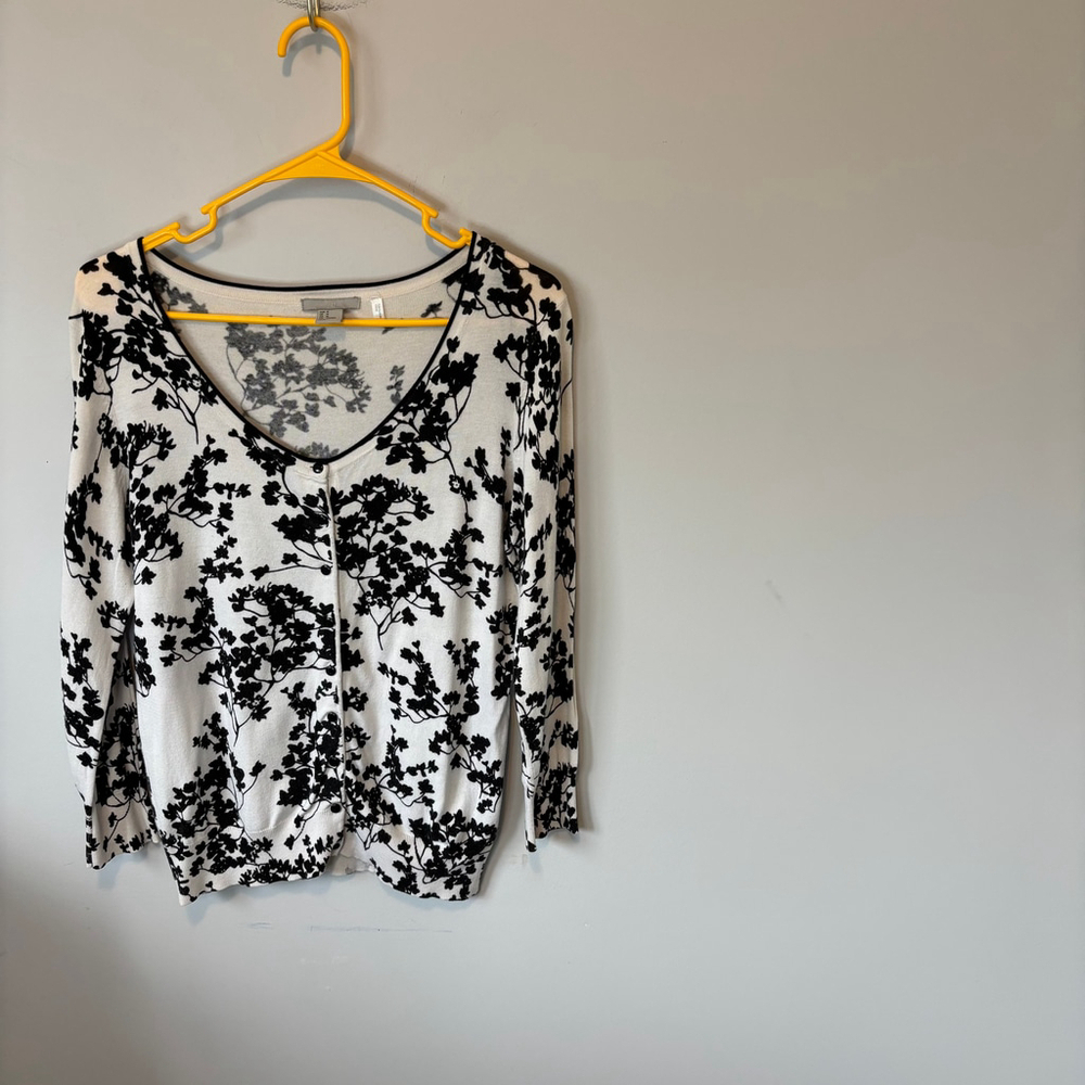 H&M Women's Black & White Floral Cotton Knit Cardigan, SZ M - Picture 8 of 8